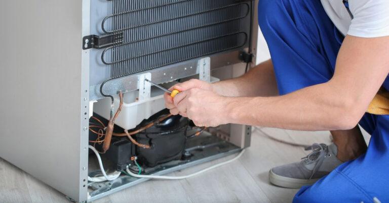 Conserto de Freezer em Maringá | Assistência Perto de Mim retirada de vazamento